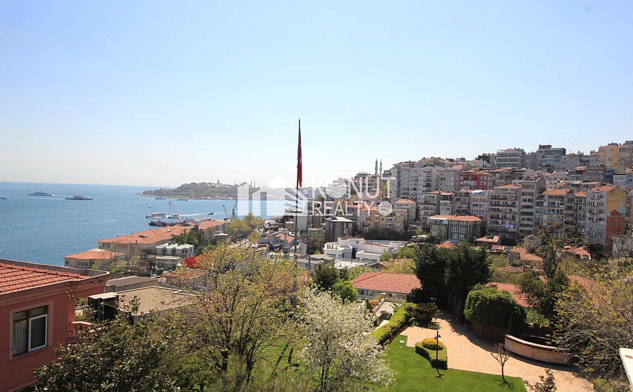 Boğaz Manzaralı, Bakımlı, 3+1 Satılık Daire