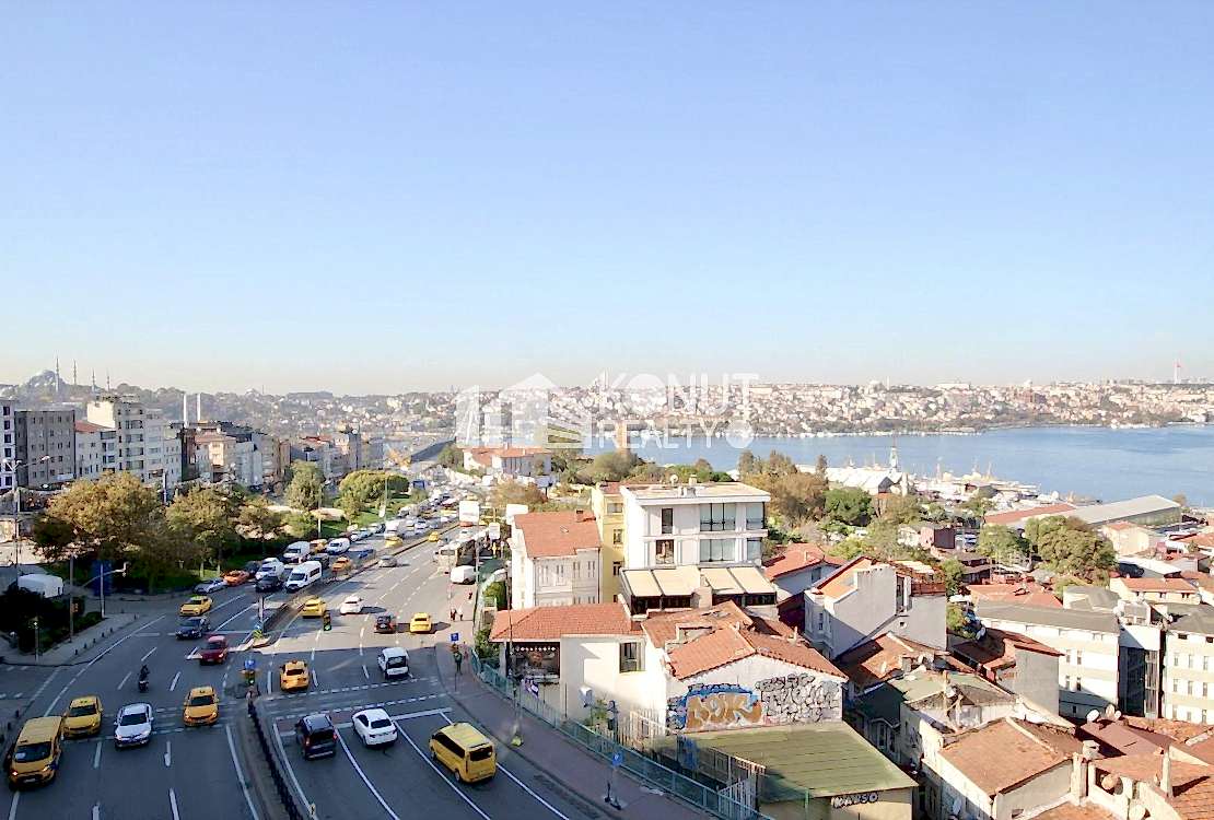 Refik Saydam Cad. Haliç Manzaralı Kiralık Ofis